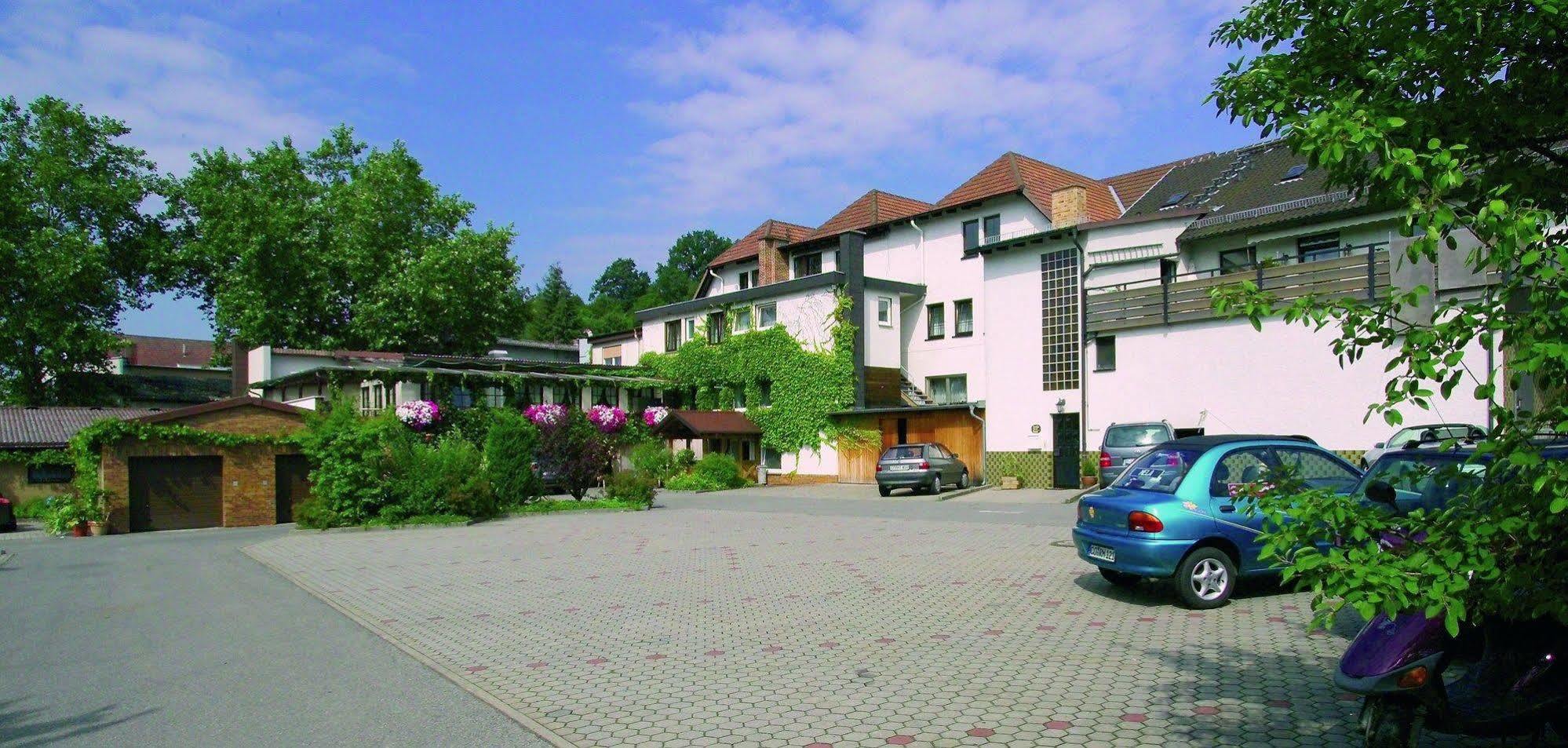 Landgasthof Goldene Rose Grub am Forst 외부 사진